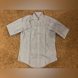 Brooks Brothers Men's Regent (Regular) Fit Button Up